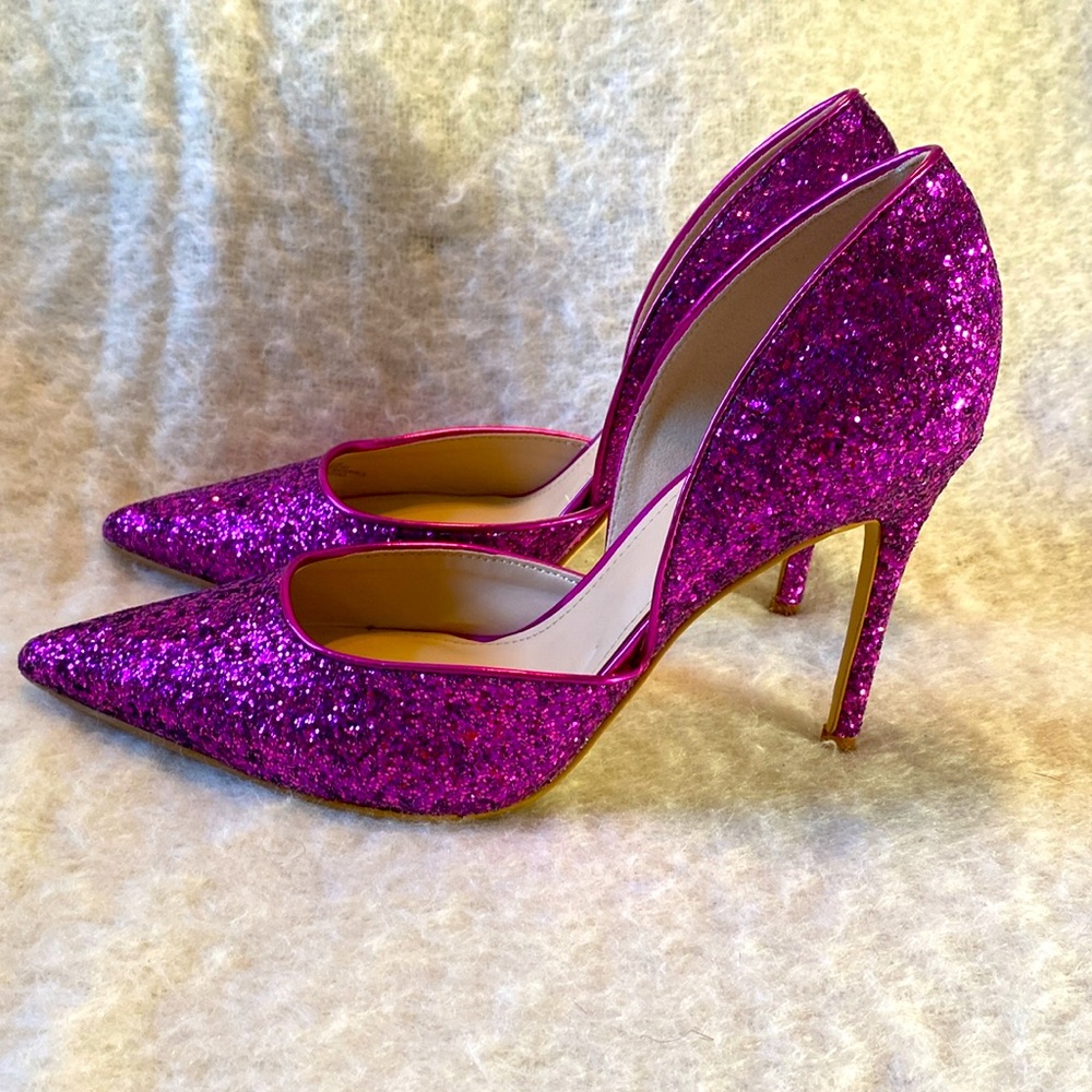 New Marc Fisher Heels - Picture 4 of 9